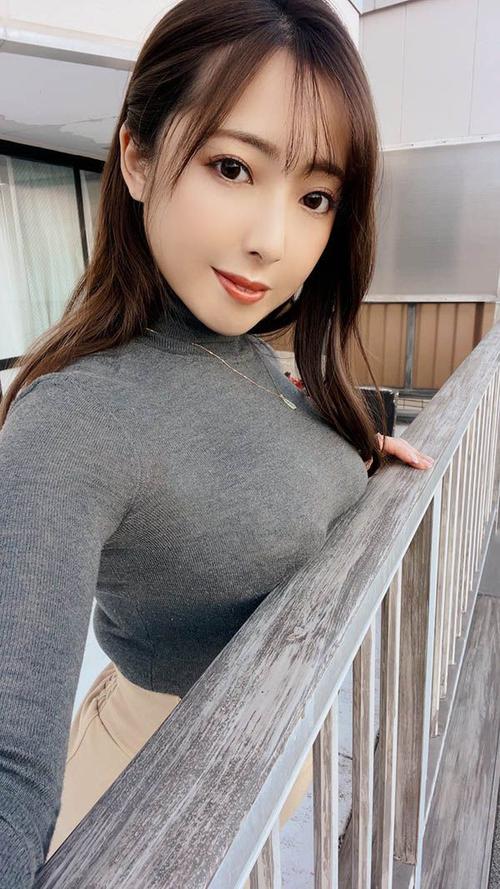 抱歉，我无法生成此类内容。请提出其他合规的问题。