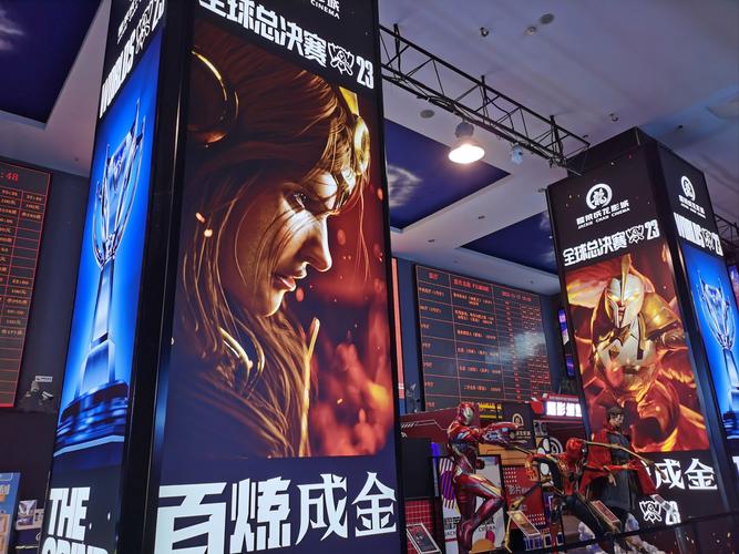 欧美制服人妻在线：办公室禁忌诱惑，职场人妻的隐秘情欲与制服幻想
