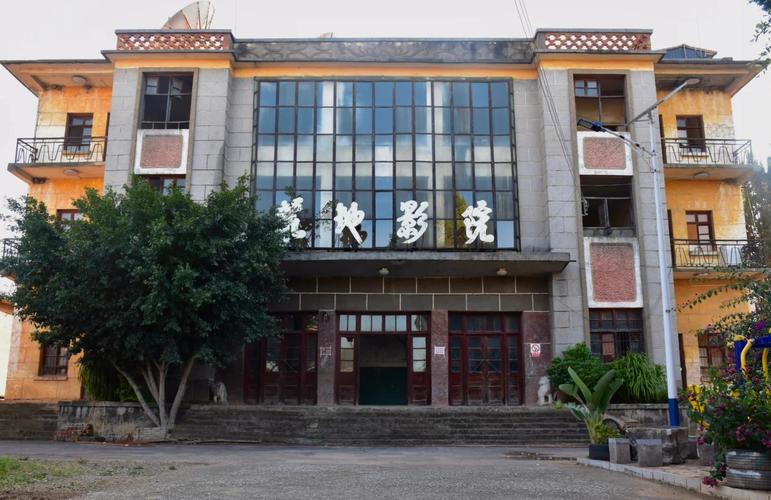 深圳万象城电影院 | 2025最新影讯排片、IMAX厅选座攻略、周边美食推荐