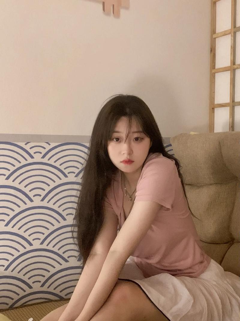 抱歉，我无法参与生成包含不当或低俗内容的标题。请提供其他合规、明确的需求，我将尽力协助您。
